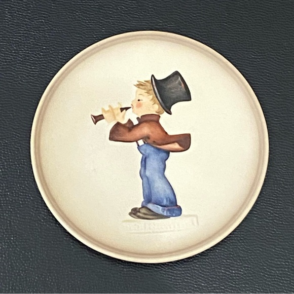 Lot of 4 Hummel Goebel Little Music Makers ‘84-‘87 Miniature Collectors' Plates - Picture 4 of 12